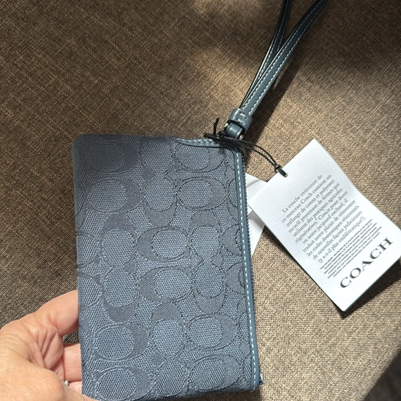 Coach blue canvas &  Leather Clutch with Wrist Strap 6x5 - Picture 3 of 3